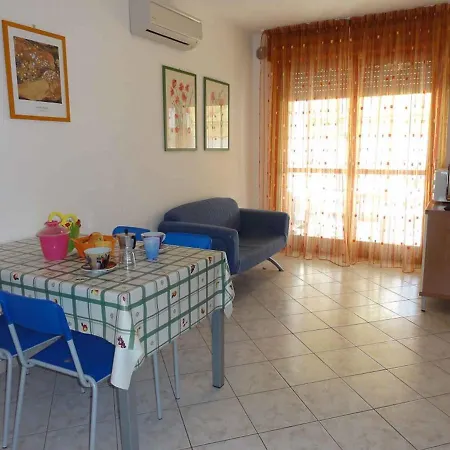 In 36877 Апартаменти *